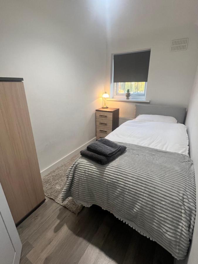 Lovely Single Room Лондон Екстер'єр фото