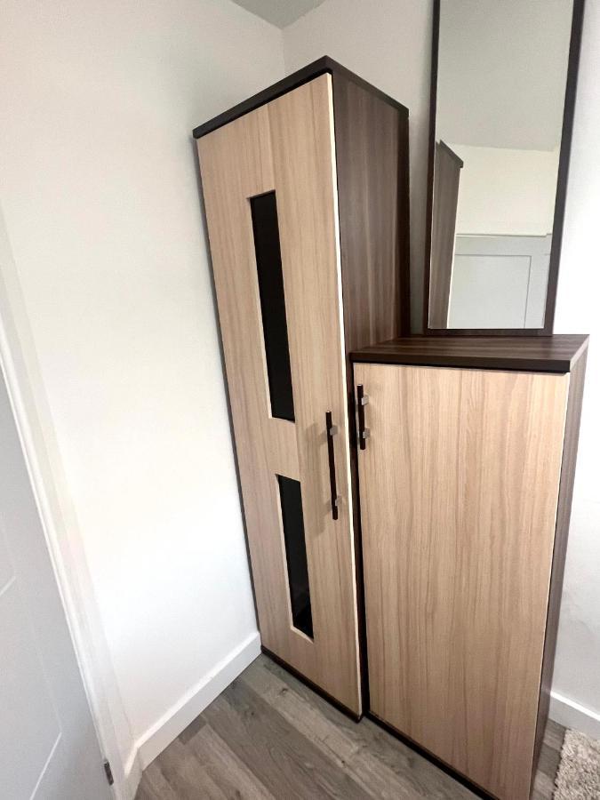 Lovely Single Room Лондон Екстер'єр фото